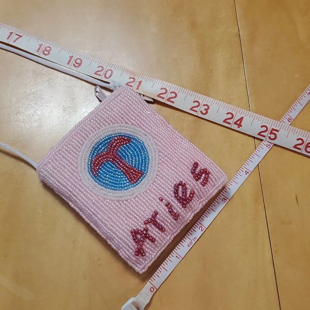 ARIES mini pink change purse 👛 - Picture 10 of 10